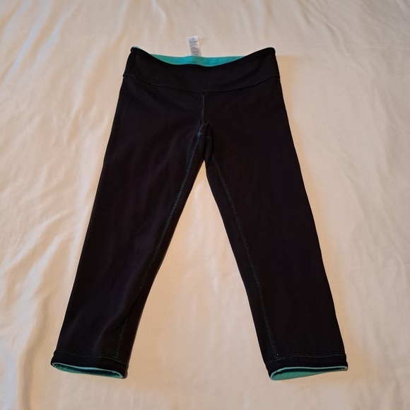 Ivivva reversible girls size 10 capri vguc - Picture 6 of 7